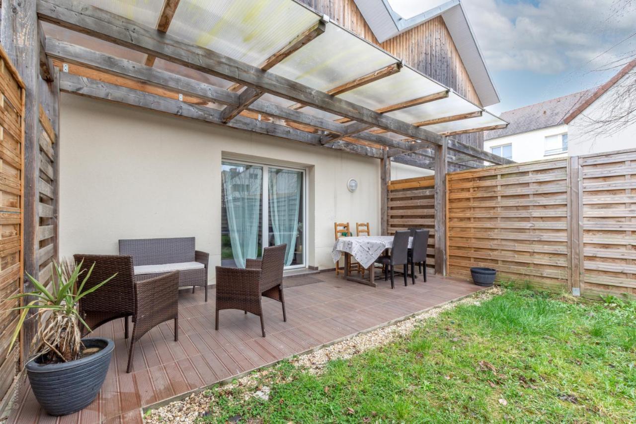 Apartment Le Duplex - 15min From Disneyland - 2 Private Parkings - Garden - Kingsize & Queensize Bed - Supermarket Behind The House