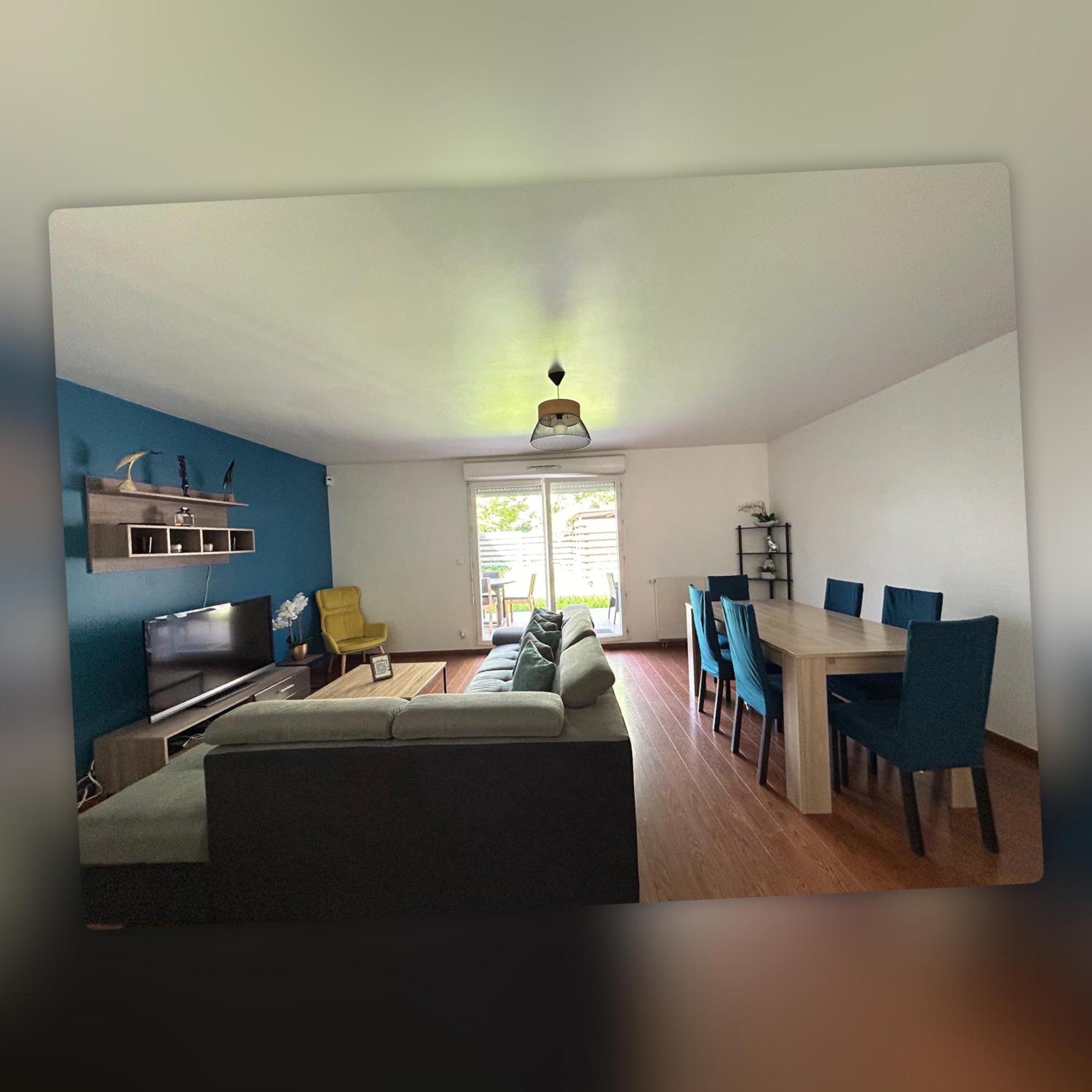 Le Duplex - 15min From Disneyland - 2 Private Parkings - Garden - Kingsize & Queensize Bed - Supermarket Behind The House *